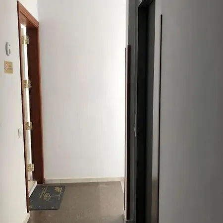 Modern Comfort Renovated Canteras *