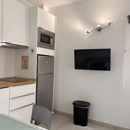 Modern Comfort Renovated Canteras شقة